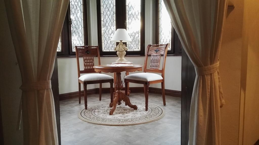 Schlosshotel Zum Markgrafen เควดลินบวร์ก ภายนอก รูปภาพ